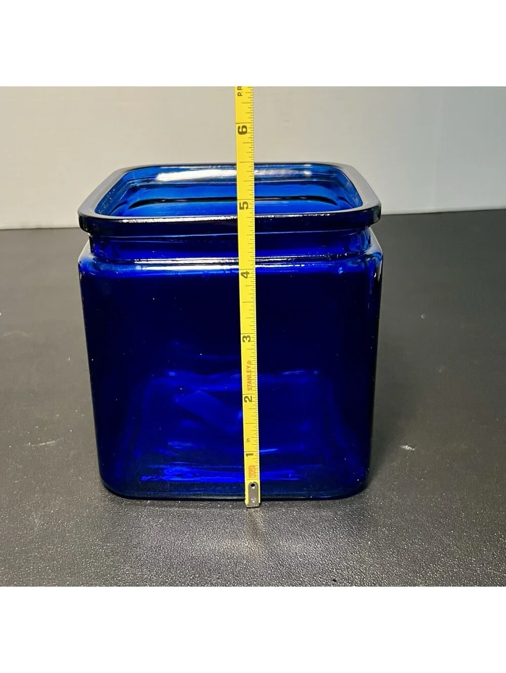 NWT Vintage 1990s Cobalt Blue Glass Square Vase, 4.5x5”